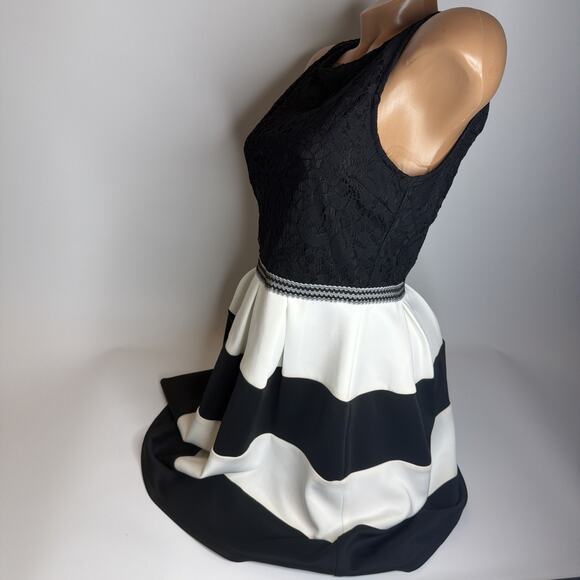 NWT Speechless Tank Dress Size M Fit Flare Block Lace Party Business Casual - Picture 5 of 11